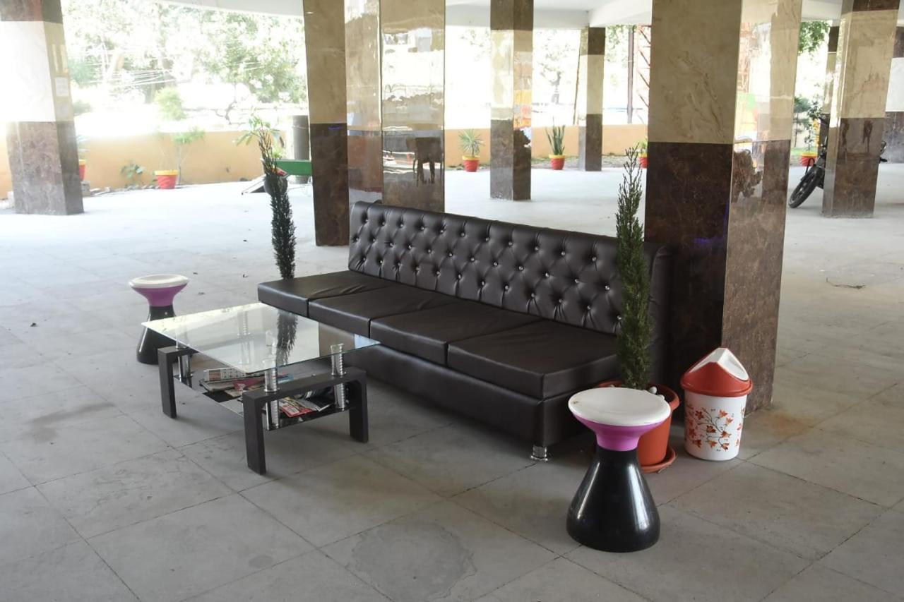 Hotel Shivanjali Palace Ujaim Exterior foto